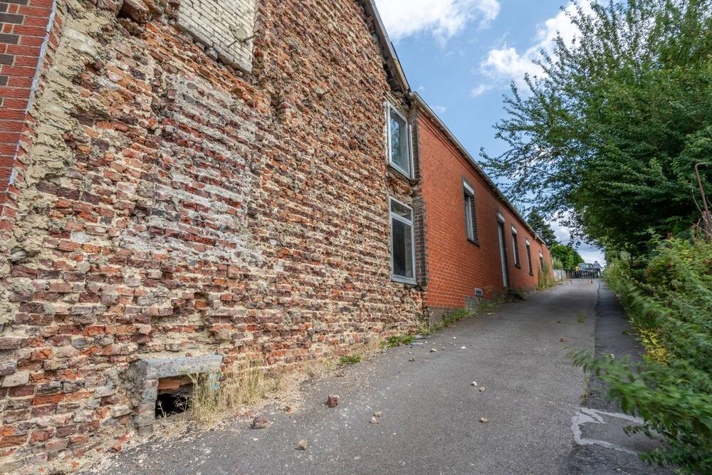 Maison à vendre à Carnières 7141 110000.00€ 3 chambres 198.00m² - annonce 582110