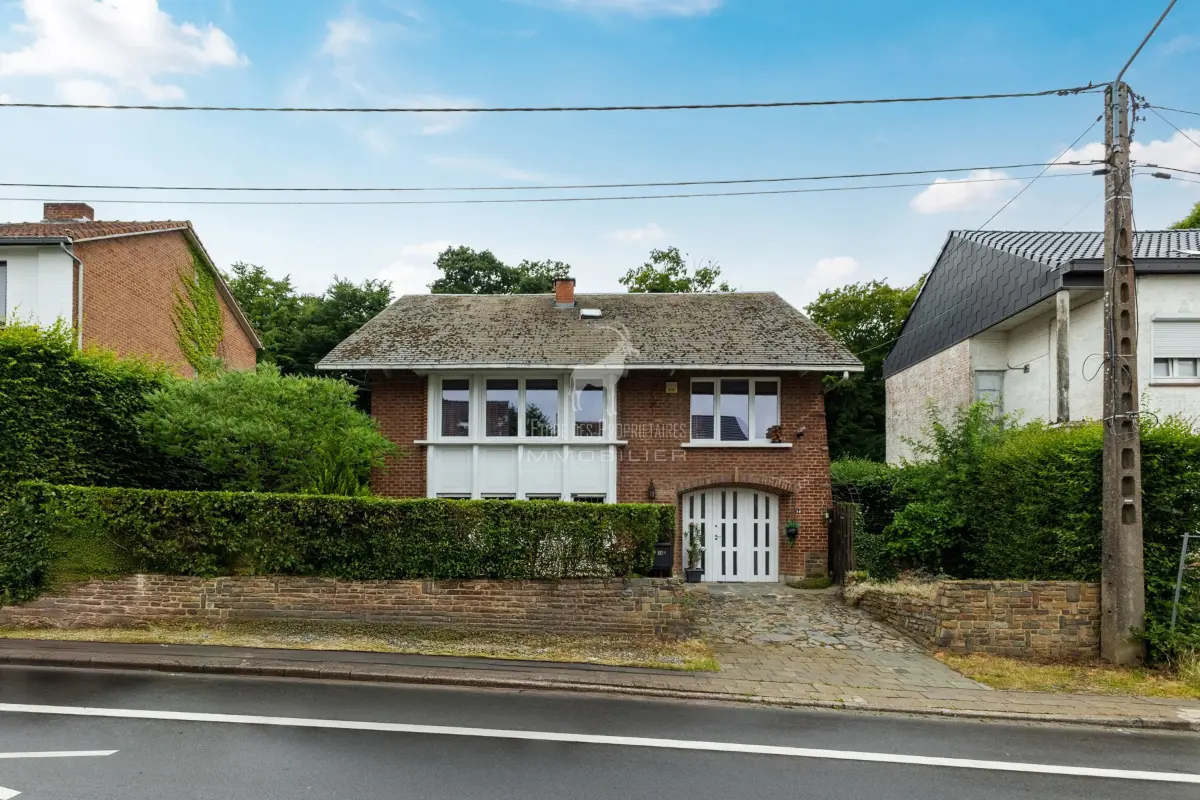 Maison à vendre à Marcinelle 6001 269999.00€ 3 chambres 249.00m² - annonce 580779