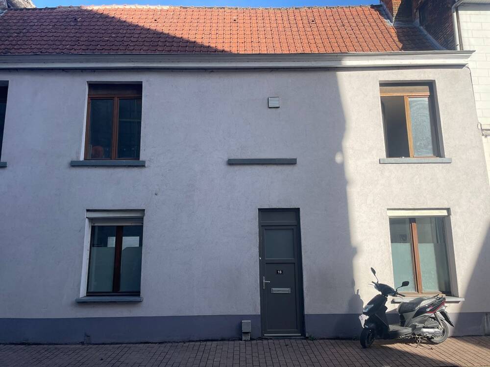 Immeuble de rapport - Immeuble à appartement à  à Tournai 7500 0.00€  chambres m² - annonce 583110
