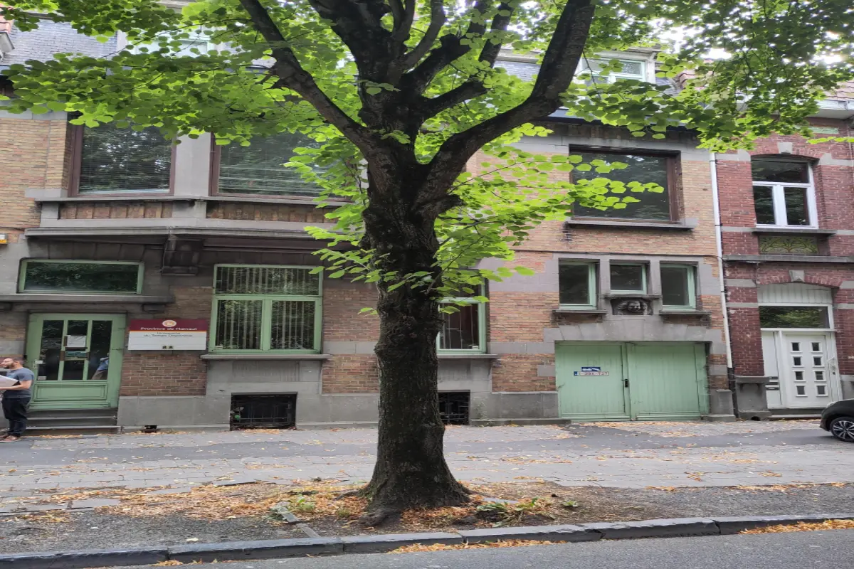 Autre à vendre à Tournai 7500 325000.00€ 8 chambres m² - annonce 583358