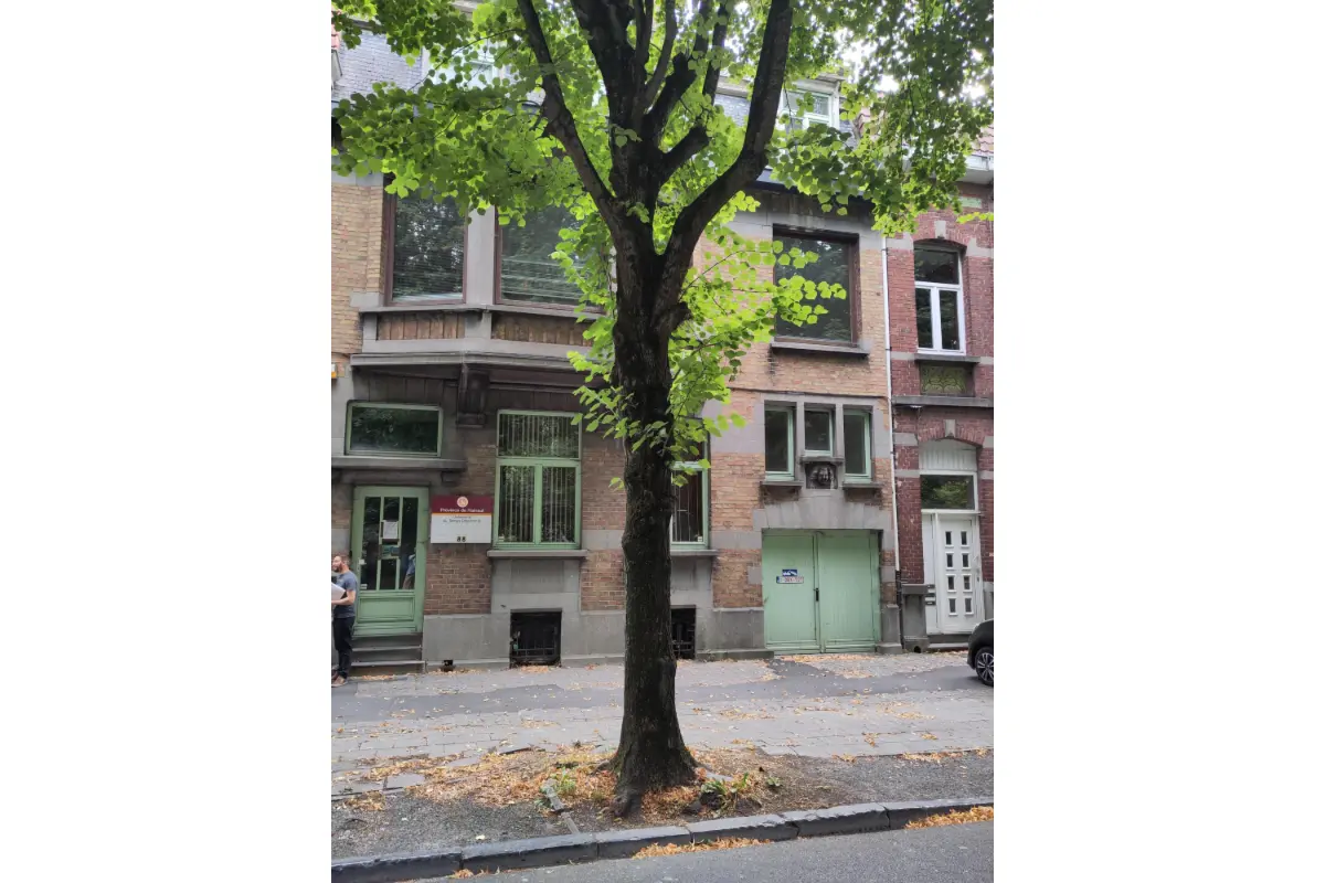 Autre à vendre à Tournai 7500 325000.00€ 8 chambres m² - annonce 583358