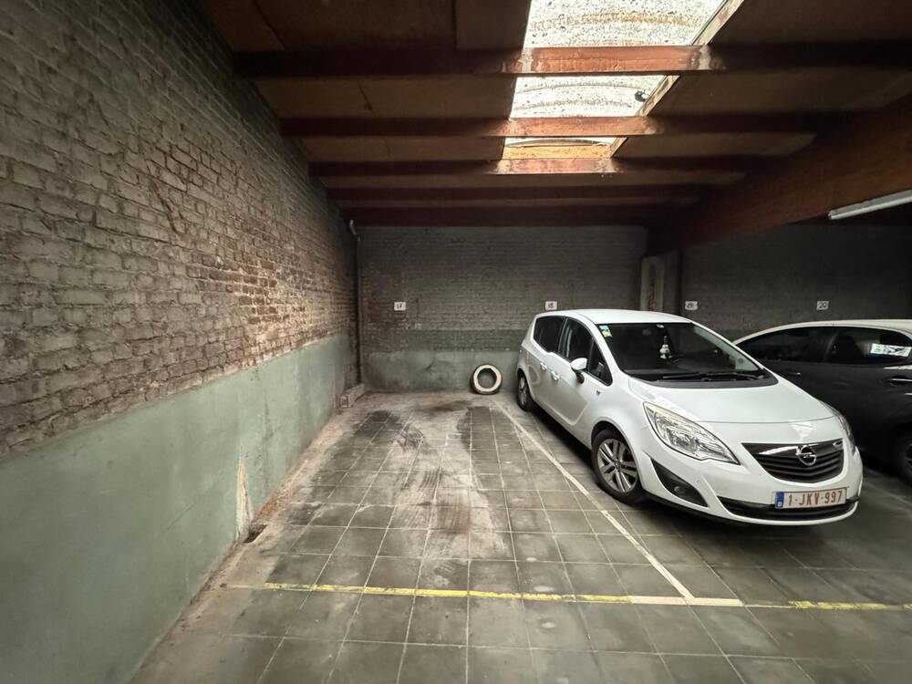 Parking à louer à Mouscron 7700 60.00€ chambres m² - annonce 583726