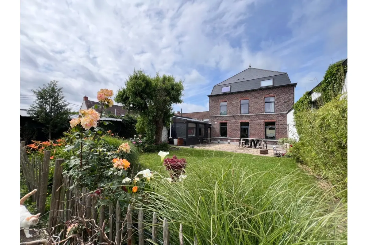 Maison à vendre à Bailleul 7730 659000.00€ 4 chambres m² - annonce 584484