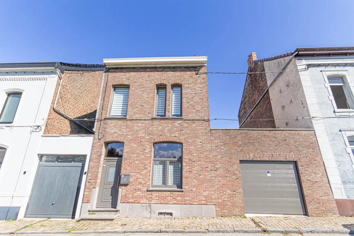 Maison à vendre à Trazegnies 6183 248000.00€ 2 chambres 190.00m² - annonce 585427