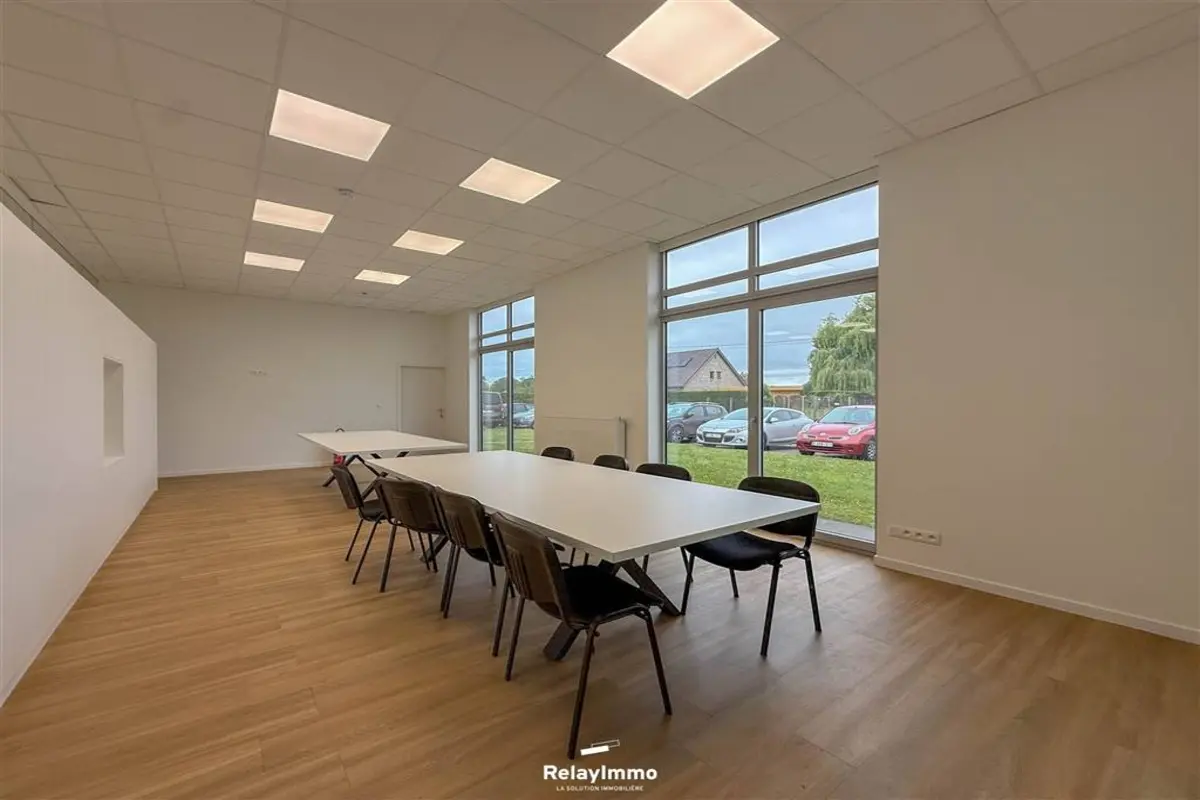 Commerce à louer à Péruwelz 7600 2000.00€  chambres 167.00m² - annonce 586399
