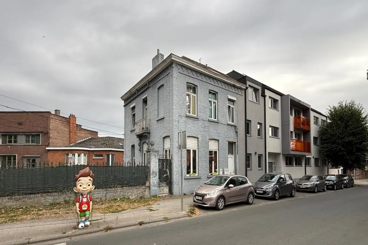 Immeuble de rapport - Immeuble à appartement à vendre à Mons 7000 220000.00€ 3 chambres 210.00m² - annonce 585901