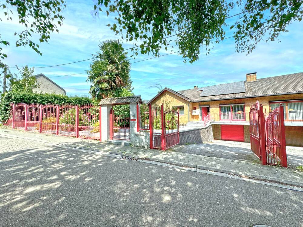 Villa à vendre à Haine-Saint-Pierre 7100 389000.00€ 6 chambres 289.00m² - annonce 586253