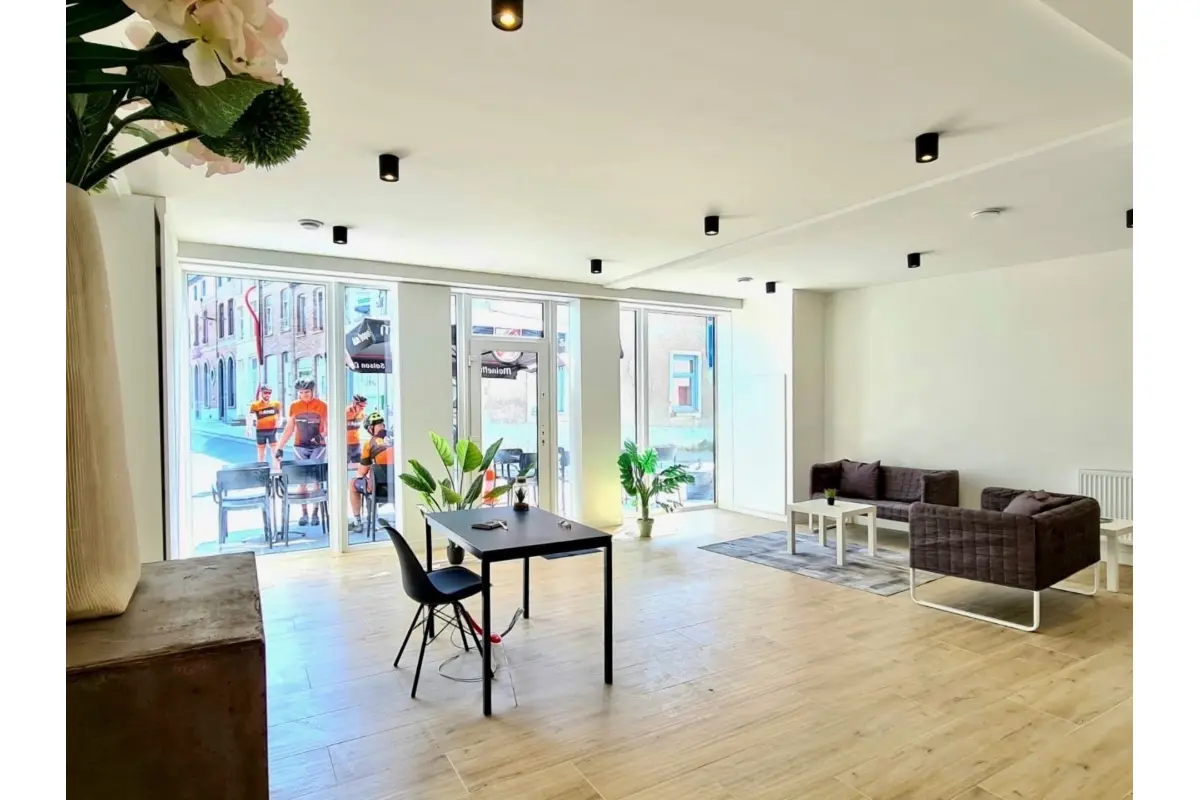 Commerce à vendre à Frasnes-lez-Buissenal 7911 165000.00€  chambres 150.00m² - annonce 586405