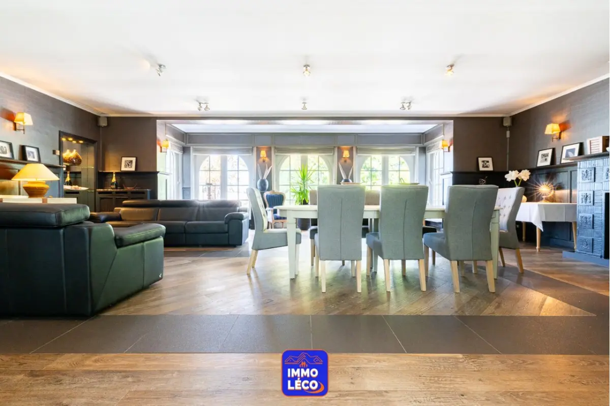 Villa à vendre à Luingne 7700 640000.00€ 4 chambres m² - annonce 588244