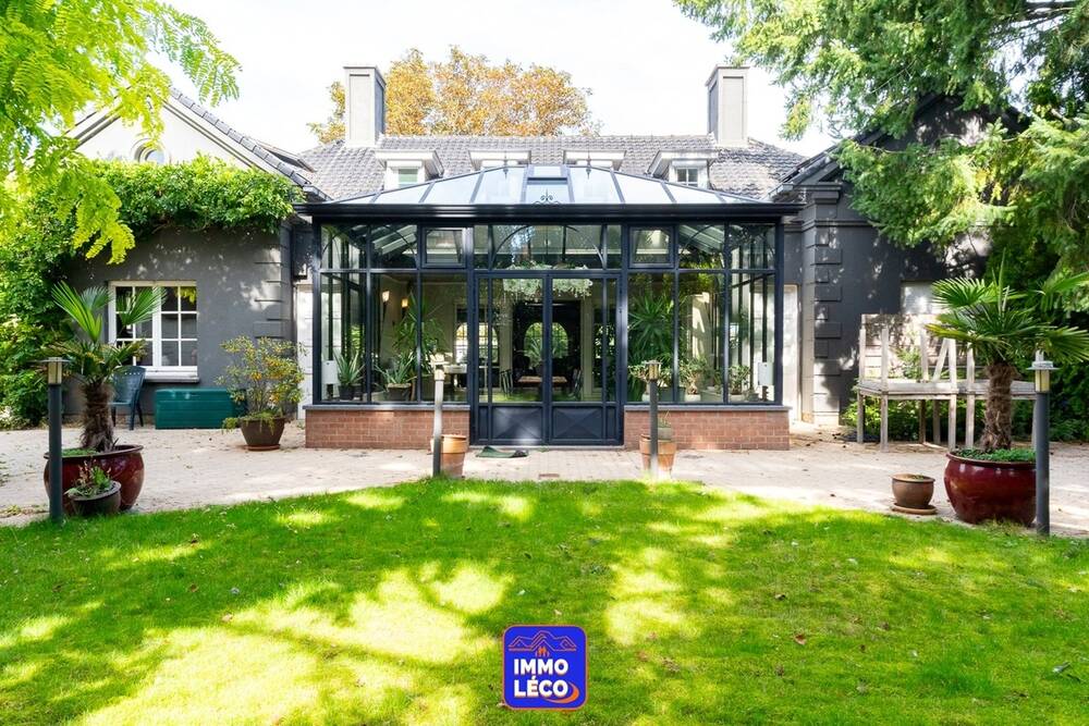 Commerce à vendre à Luingne 7700 660000.00€  chambres m² - annonce 588245