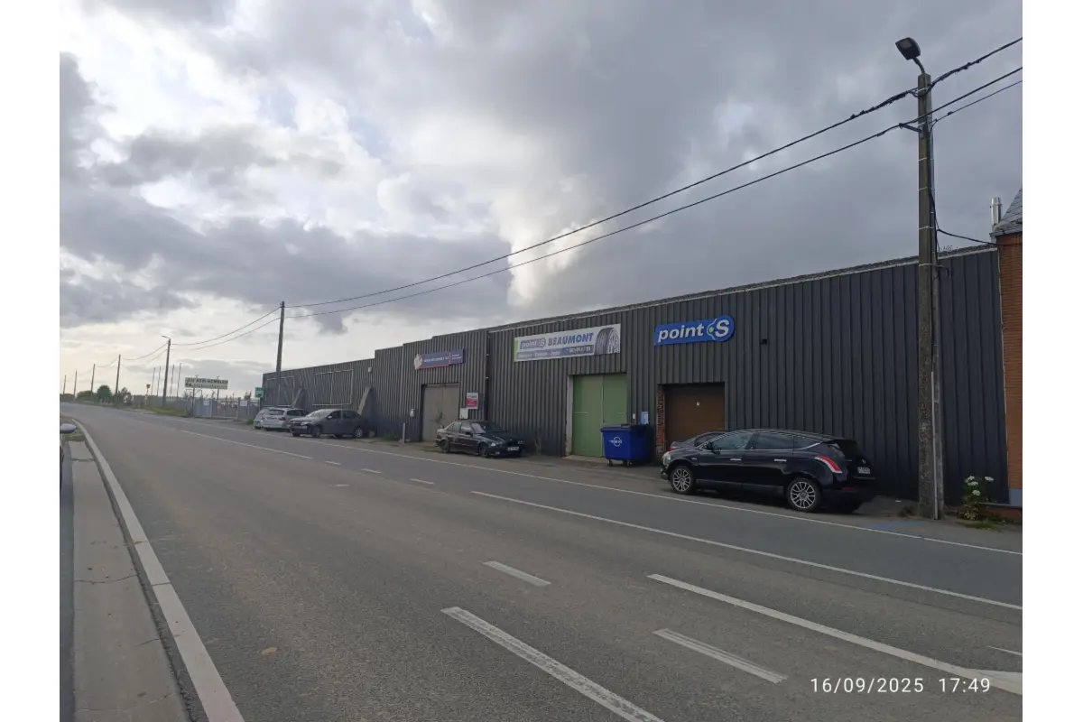 Commerce à vendre à Leugnies 6500 375000.00€  chambres m² - annonce 589448