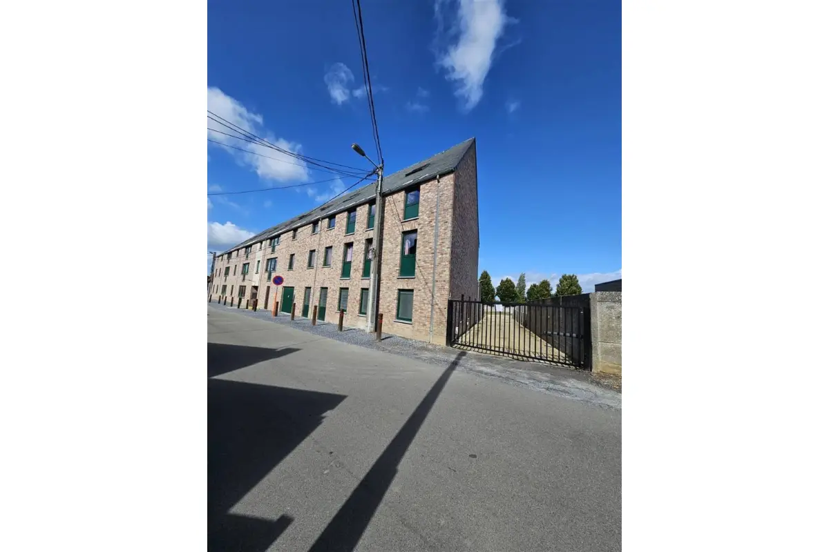 Appartement à  à Quiévrain 7380 109000.00€ 2 chambres 79.00m² - annonce 590820