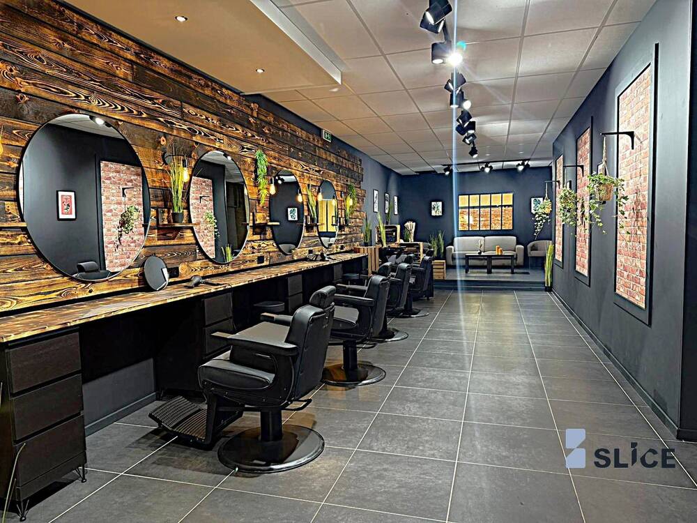 Commerce à louer à Mons 7000 2000.00€ chambres 200.00m² - annonce 590545