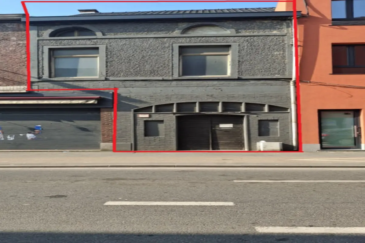 Immeuble de rapport - Immeuble à appartement à vendre à Marchienne-au-Pont 6030 90000.00€ 4 chambres 175.00m² - annonce 590956