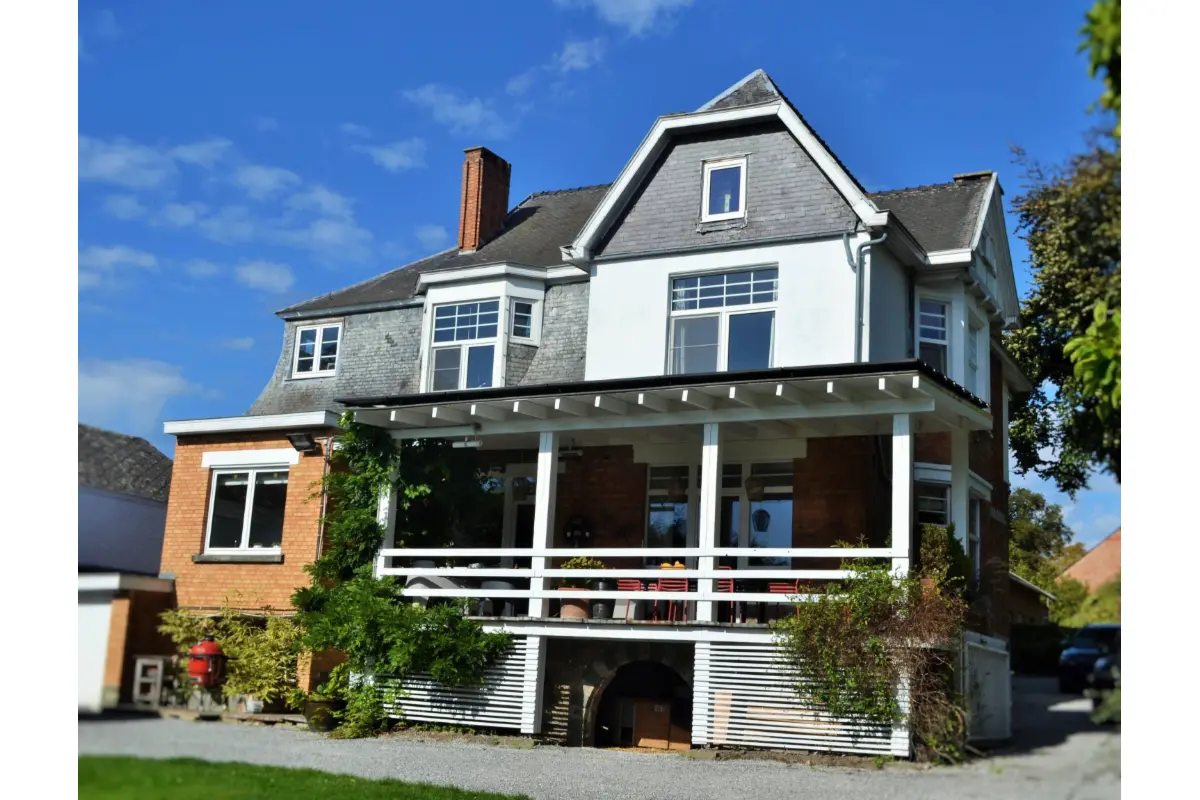 Maison à vendre à Haine-Saint-Pierre 7100 540000.00€ 5 chambres m² - annonce 590627