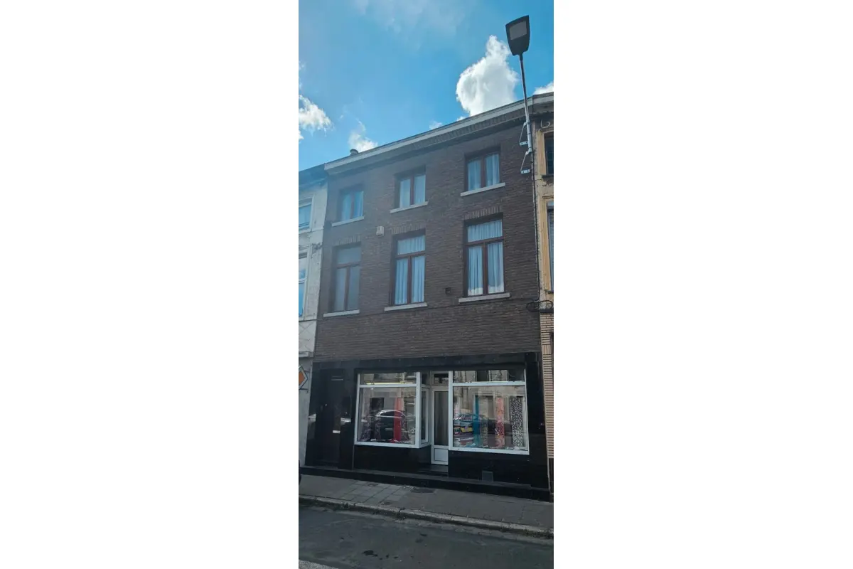 Maison à vendre à Marchienne-au-Pont 6030 175000.00€ 4 chambres m² - annonce 590517