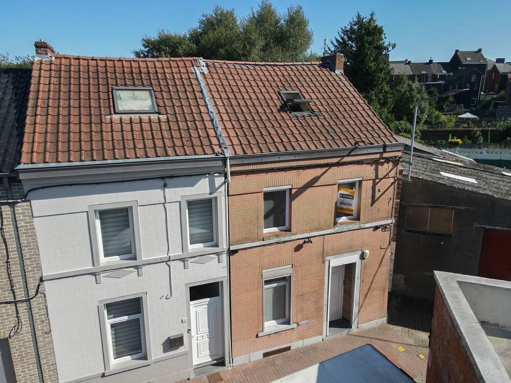 Maison à vendre à La Louvière 7100 210000.00€ 3 chambres 152.00m² - annonce 590164