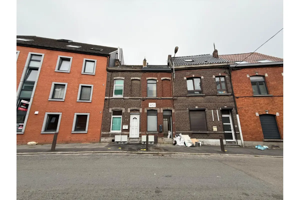 Maison à vendre à Mons 7000 190000.00€ 1 chambres 89.00m² - annonce 590403