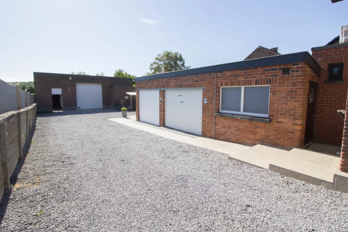 Commerce à vendre à Marcinelle 6001 325000.00€ 3 chambres 190.00m² - annonce 590686