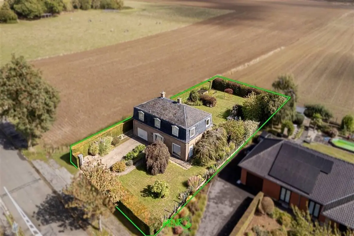 Villa à vendre à Ere 7500 330000.00€ 4 chambres 228.00m² - annonce 590846