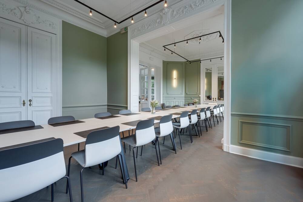 Commerce à vendre à Froyennes 7503 1400000.00€  chambres 735.00m² - annonce 590514