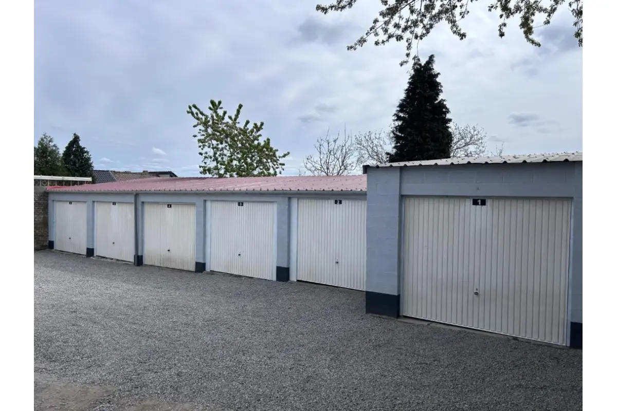Parking / garage à vendre à Marchienne-au-Pont 6030 95000.00€  chambres m² - annonce 591493