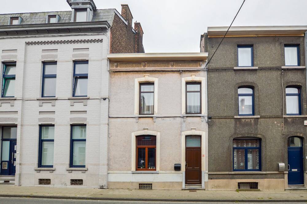 Maison à vendre à La Louvière 7100 299000.00€ 4 chambres 185.00m² - annonce 591634
