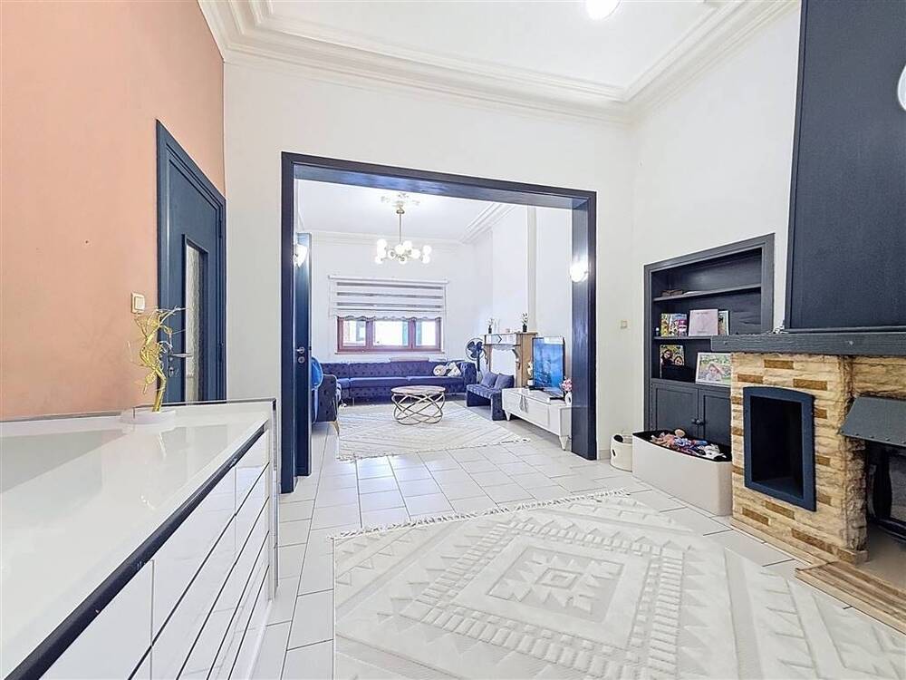 Maison à vendre à Marchienne-au-Pont 6030 269000.00€ 4 chambres 195.00m² - annonce 591680