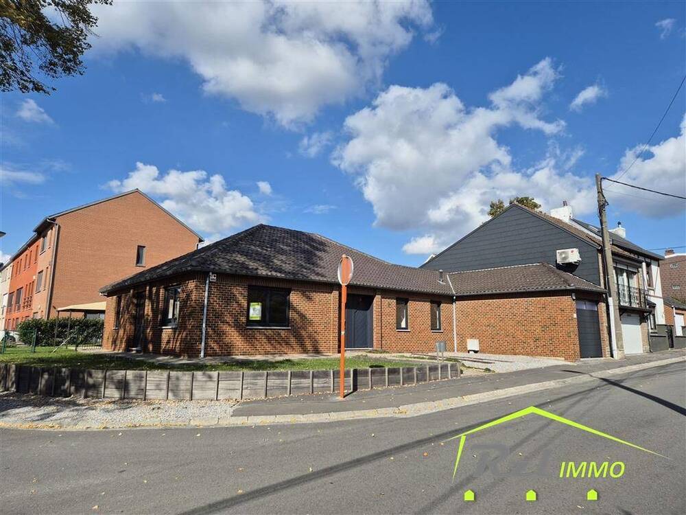 Villa à louer à Mont-sur-Marchienne 6032 1350.00€ 3 chambres 126.00m² - annonce 592866