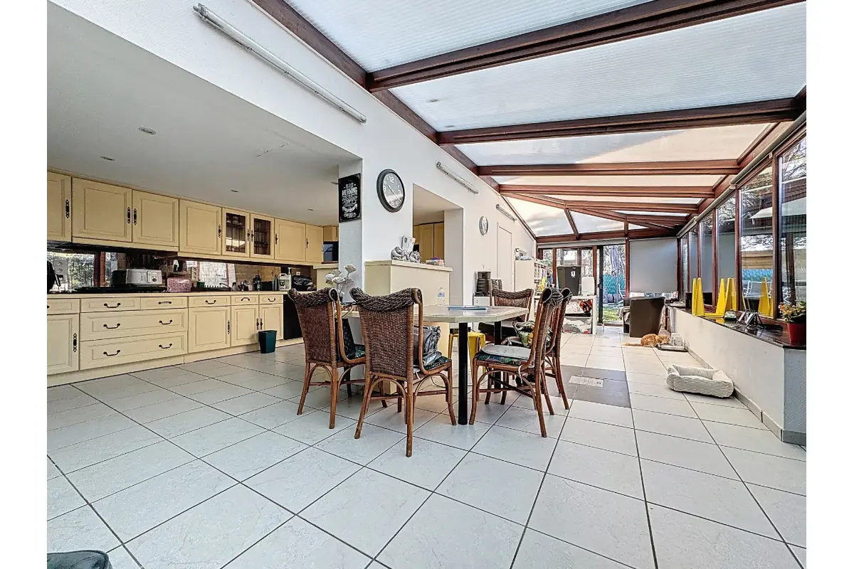 Maison à vendre à Néchin 7730 155000.00€ 4 chambres 235.00m² - annonce 592958