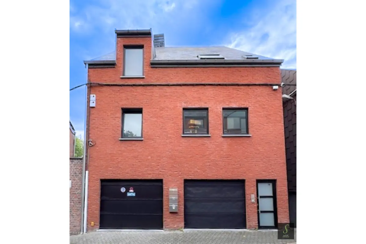 Appartement à  à La Hestre 7170 180000.00€ 2 chambres 90.00m² - annonce 592310