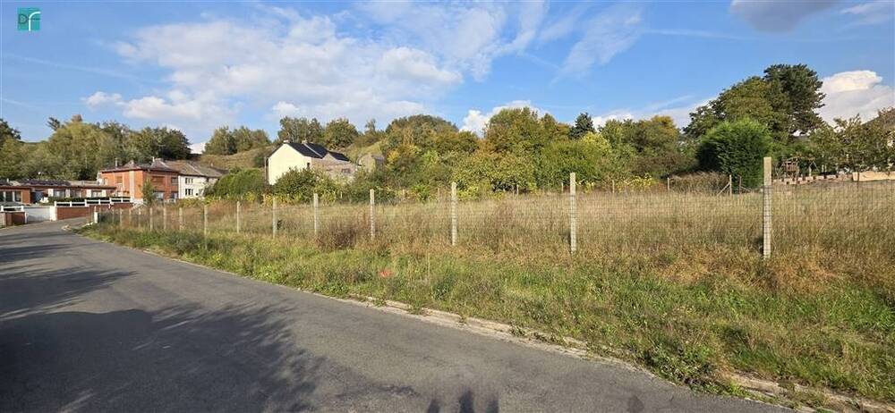 Terrain à vendre à Marchienne-au-Pont 6030 299900.00€  chambres m² - annonce 593034