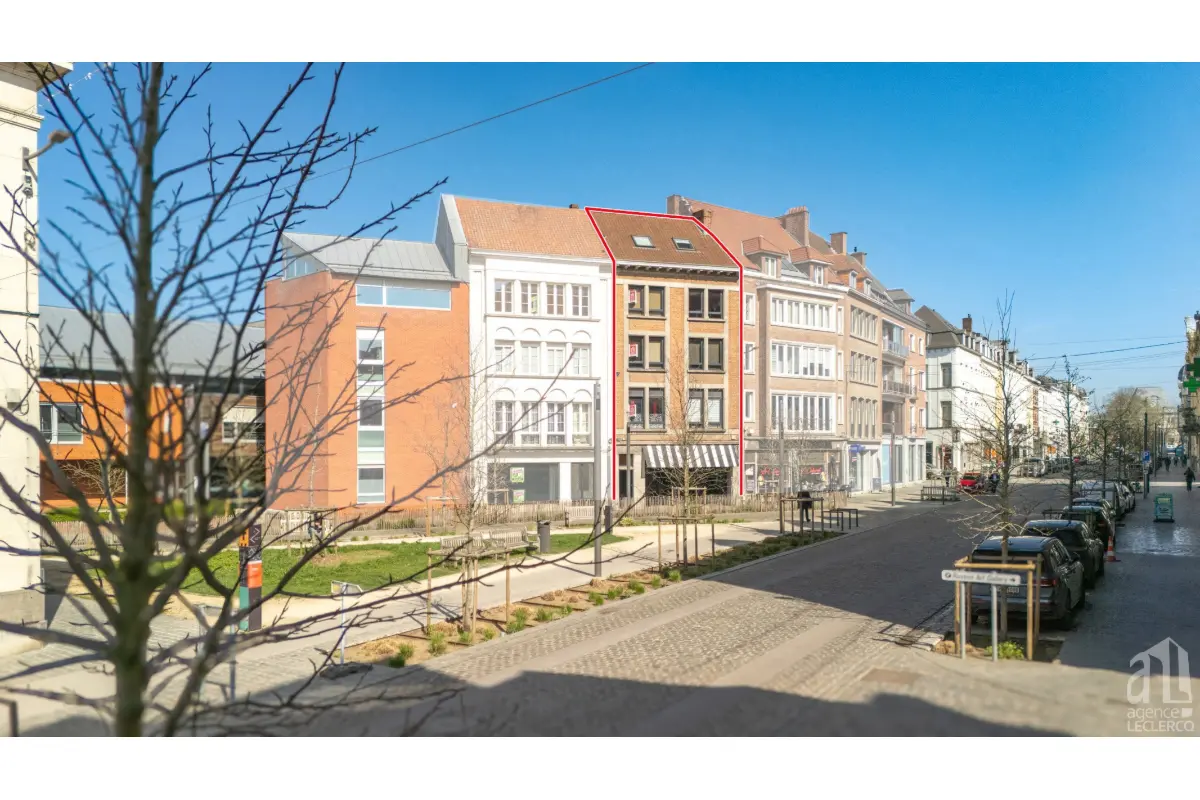 Immeuble de rapport - Immeuble à appartement à vendre à Tournai 7500 525000.00€  chambres 268.00m² - annonce 592999