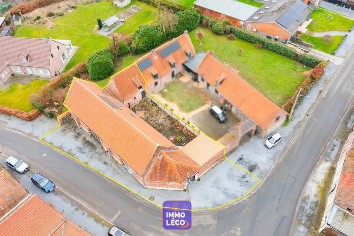 Maison à vendre à Bléharies 7620 380000.00€  chambres m² - annonce 592158