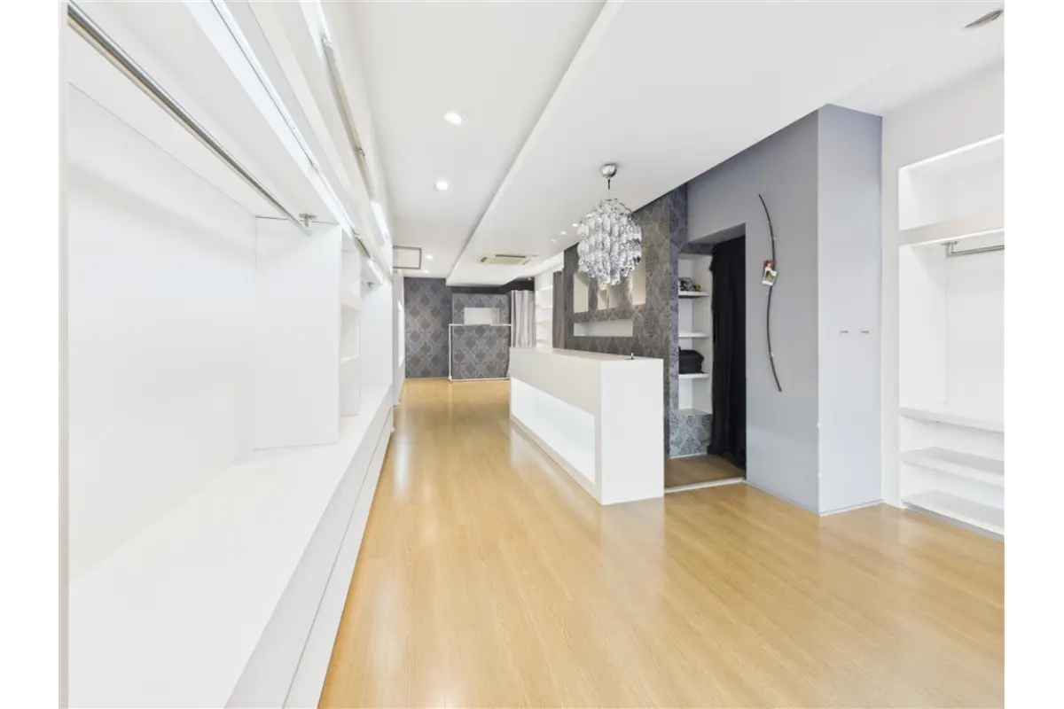 Commerce à vendre à Mouscron 7700 199000.00€ 2 chambres m² - annonce 592915