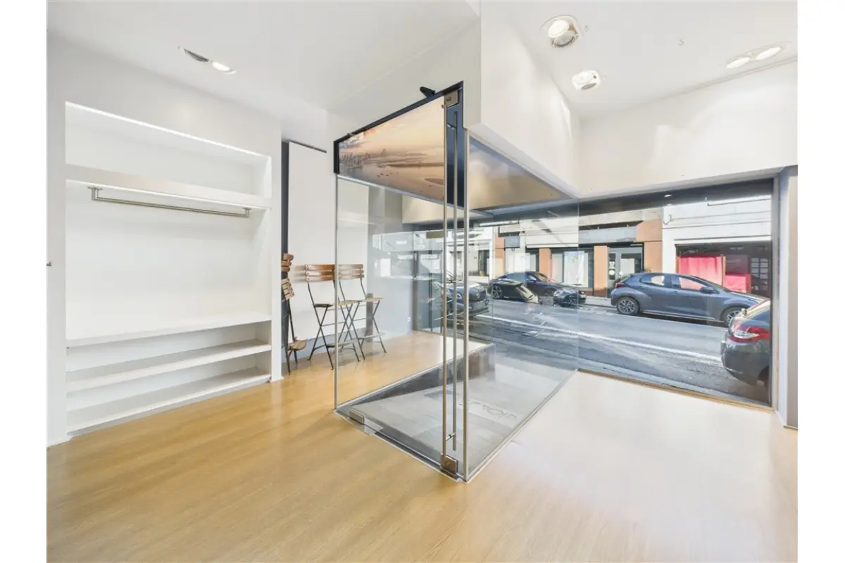 Commerce à vendre à Mouscron 7700 199000.00€ 2 chambres m² - annonce 592915