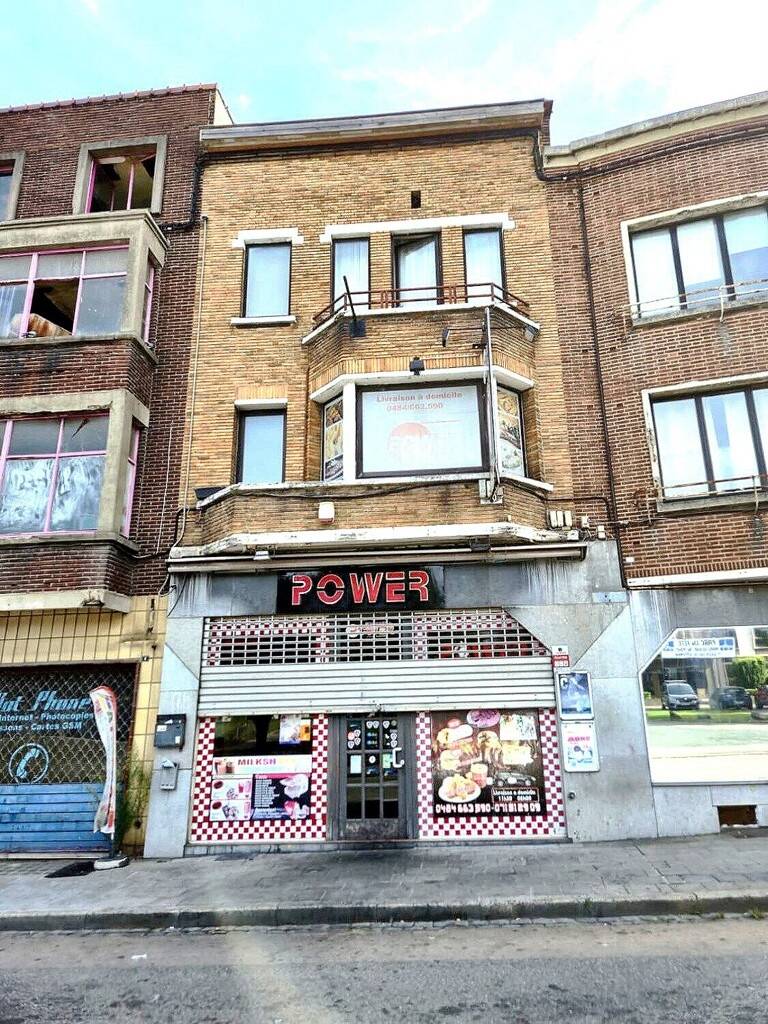Commerce à vendre à Marchienne-au-Pont 6030 299000.00€ chambres 170.00m² - annonce 593374