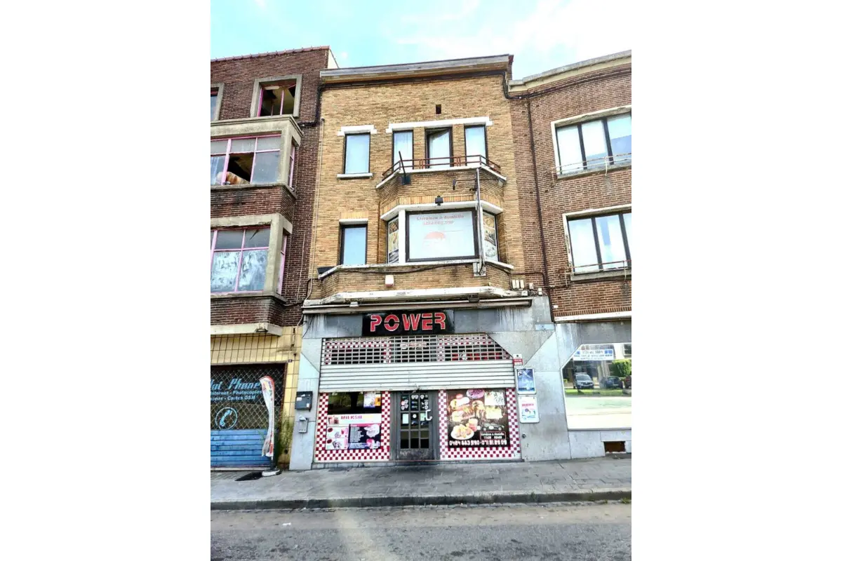 Commerce à vendre à Marchienne-au-Pont 6030 299000.00€  chambres 170.00m² - annonce 593374