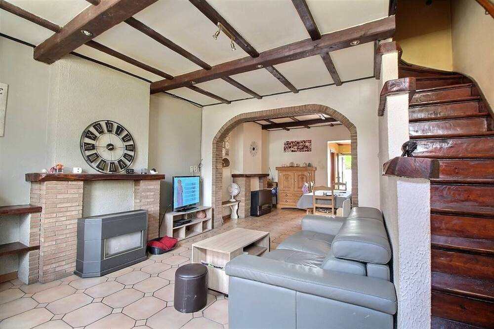 Maison à vendre à Roux 6044 135000.00€ 2 chambres 136.00m² - annonce 593797