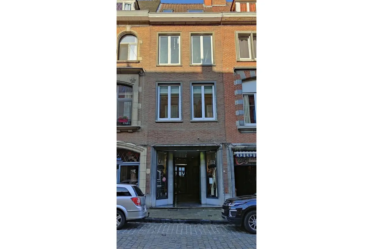 Commerce à vendre à Tournai 7500 390000.00€ 3 chambres m² - annonce 594323