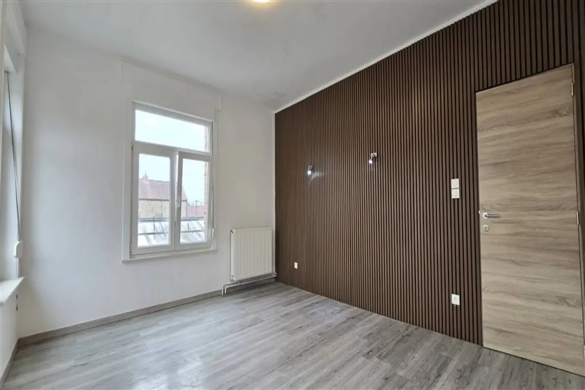 Maison à louer à Péruwelz 7600 885.00€ 3 chambres 120.00m² - annonce 594193