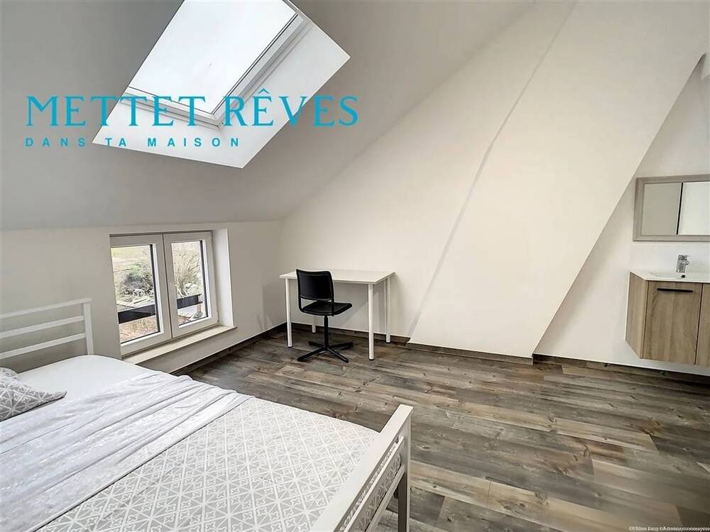 Maison à louer à Gosselies 6041 450.00€ 4 chambres 166.00m² - annonce 594659