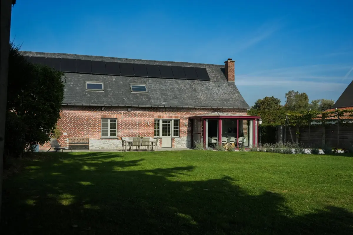 Bungalow à vendre à Mourcourt 7543 530000.00€ 6 chambres 292.00m² - annonce 595330