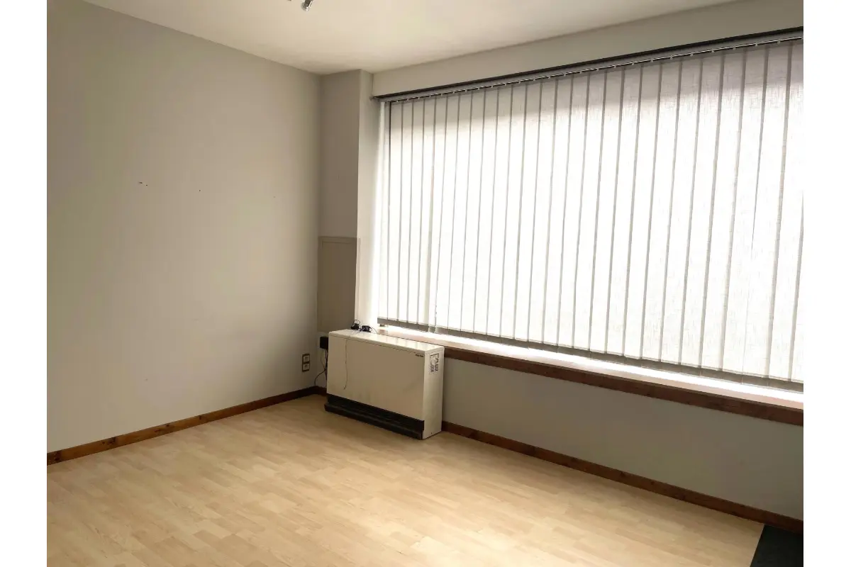 Commerce à louer à La Louvière 7100 500.00€  chambres 16.00m² - annonce 595892