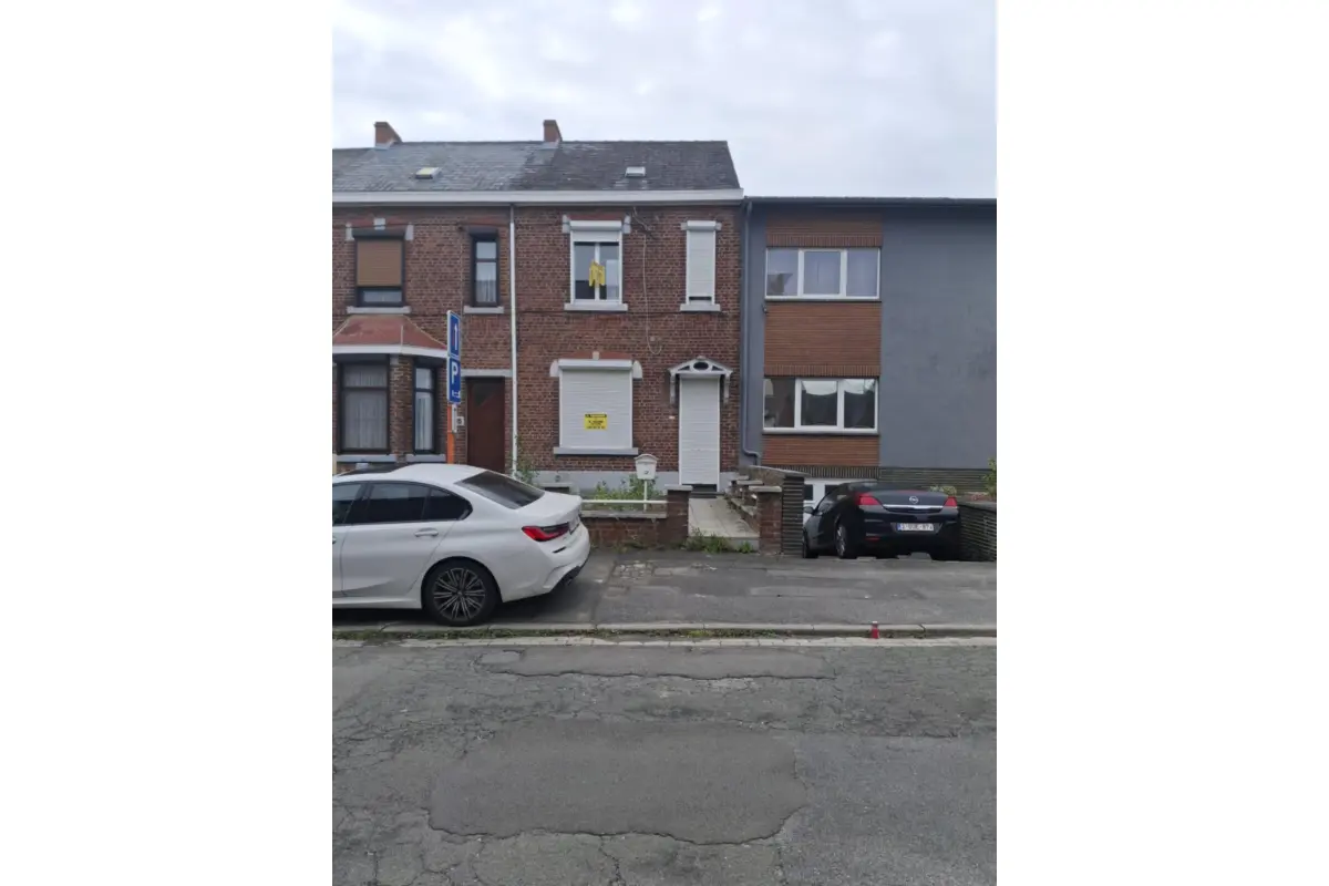 Maison à vendre à Haine-Saint-Pierre 7100 142500.00€ 2 chambres m² - annonce 596674