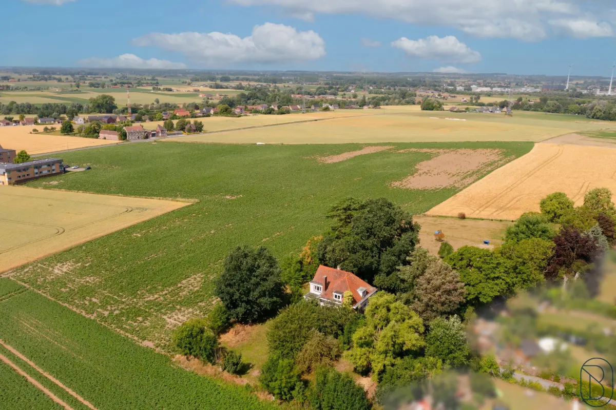 Villa à vendre à Mont-de-l'Enclus 7750 345000.00€ 3 chambres 240.00m² - annonce 596717