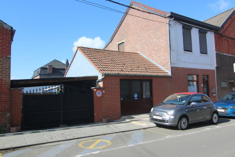 Maison à vendre à Forchies-la-Marche 6141 299000.00€ 2 chambres 208.00m² - annonce 595875