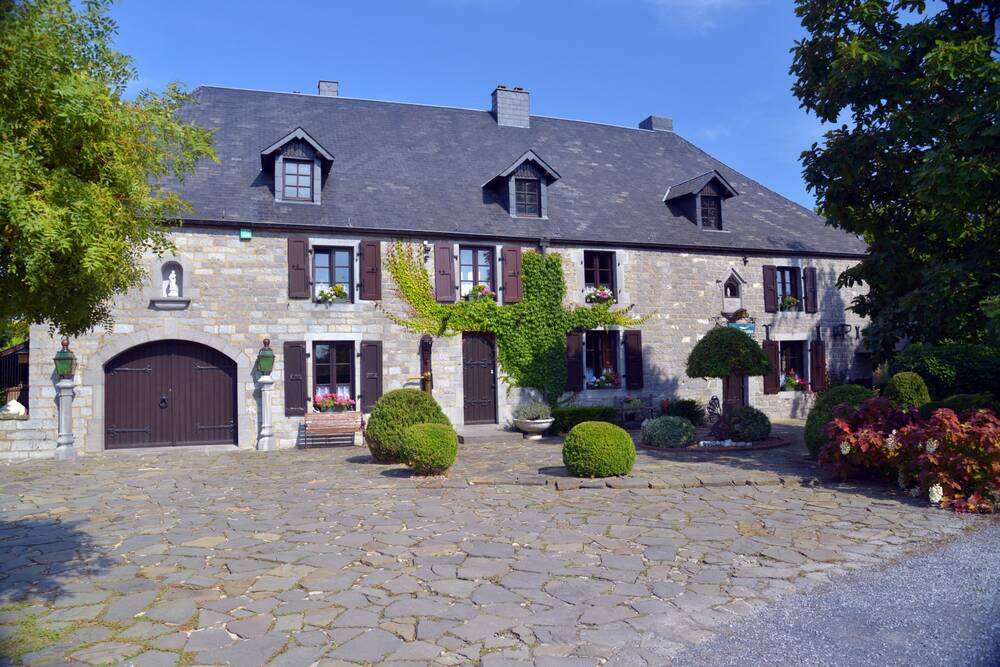 Maison à vendre à Chimay 6460 725000.00€ 7 chambres 604.00m² - annonce 597915