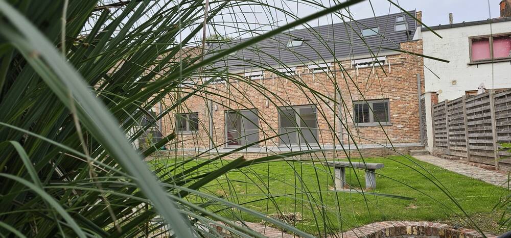 Rez-de-chaussée à louer à Le Roeulx 7070 1600.00€ 4 chambres 180.00m² - annonce 597668