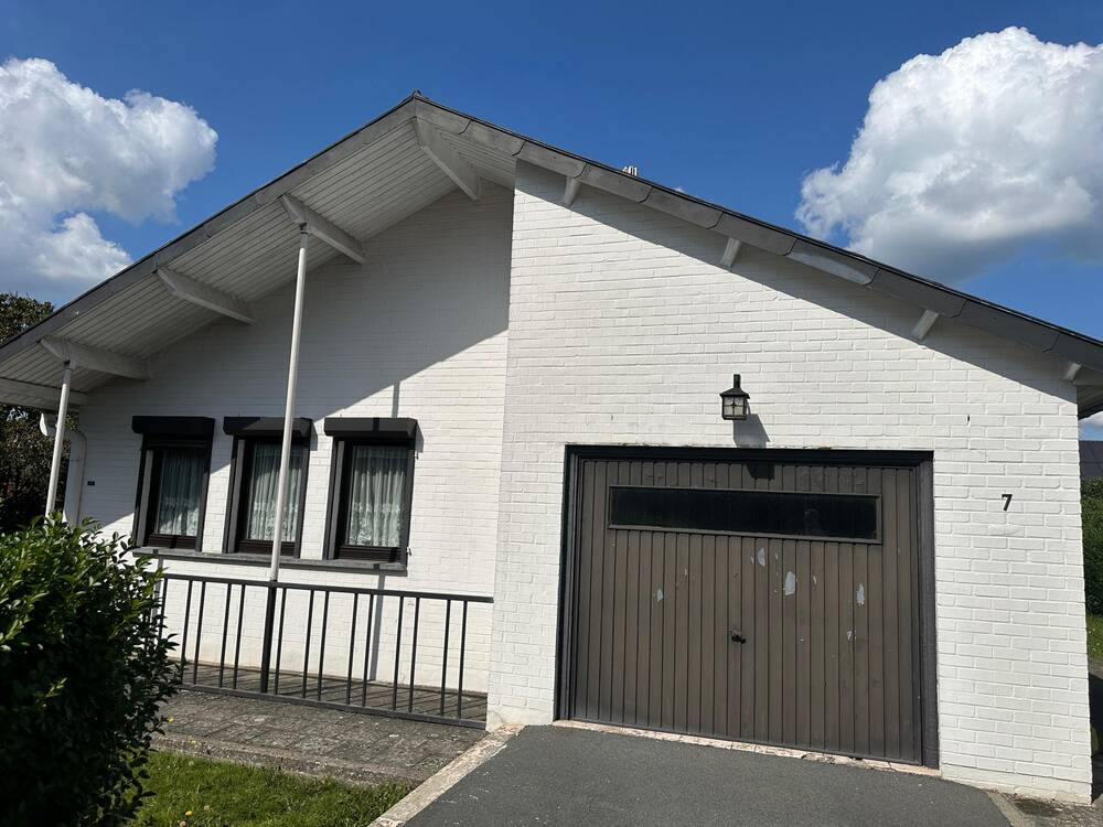 Maison à vendre à Chimay 6460 160000.00€ 4 chambres m² - annonce 597680